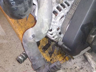 патрубок интеркулера Audi A4 B7 2007, 2.5 л., дизель, АКПП