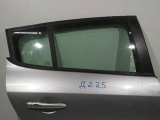 стекло двери задней правой Renault Megane 3 поколение 2009, хетчбэк 5 дв.
