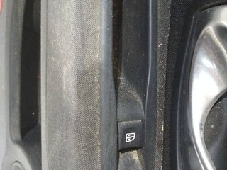кнопка стеклоподъемника двери Renault Laguna 3 поколение 2008, универсал