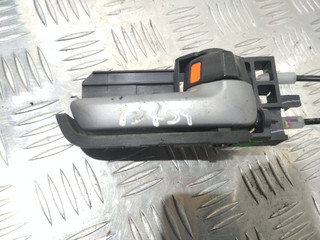ручка внутренняя передняя правая Nissan Pixo 1 поколение 2010