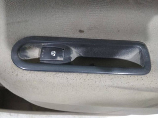 кнопка стеклоподъемника двери Renault Scenic 2 поколение 2006