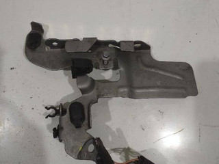 кронштейн двигателя Renault Kadjar 1 поколение 2018, 1.5 л., дизель, 227701177R