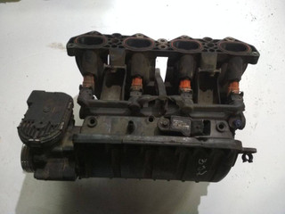 коллектор впускной Peugeot 307 1 поколение 2004, 9635885080