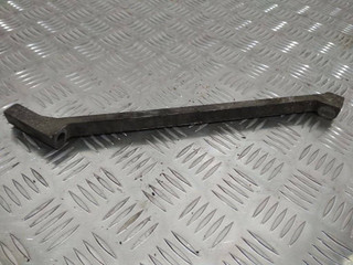 кронштейн генератора Renault Megane 2 поколение 2005, 1.6 л., бензин, МКПП, 8200122051