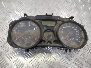 щиток приборов (приборная панель) Renault Megane 2 поколение 2006, 8200720305