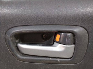 ручка внутренняя задняя правая Nissan Pixo 1 поколение 2010