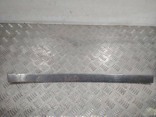 накладка на порог Mercedes-Benz M-Класс W163 2000, A1636860820
