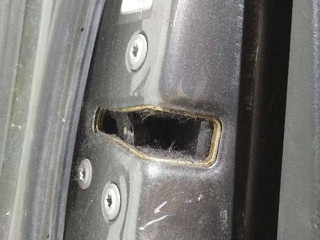 замок двери передней левой Toyota Corolla Verso 2 поколение AR10 2005