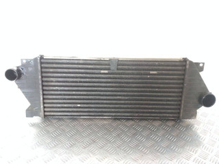 интеркулер Mercedes-Benz M-Класс W163 2001, 2.7 л., дизель