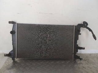 радиатор (основной) Renault Scenic 3 поколение 2009, 214100002R