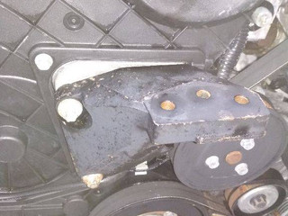 кронштейн двигателя Opel Astra H 2004, 1.7 л., дизель, МКПП, 13126628