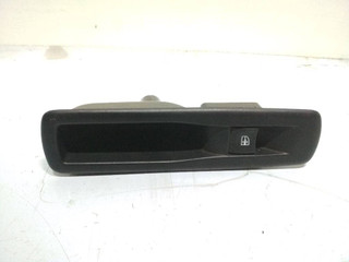 кнопка стеклоподъемника двери Renault Megane 3 поколение 2009, 829500004R
