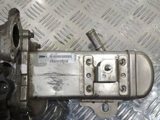 охладитель EGR / Радиатор EGR Peugeot 3008 1 поколение 2013, V28004027