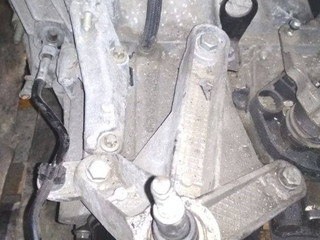 кронштейн КПП Renault Modus 1 поколение 2005, 1.6 л., бензин, МКПП