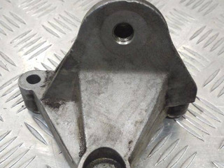 кронштейн двигателя Renault Scenic 2 поколение 2006, 1.9 л., дизель, МКПП, 8200072747
