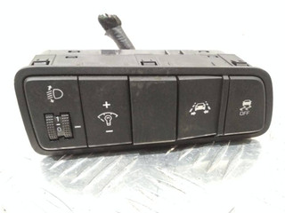 кнопка (выключатель) Hyundai Tucson 3 поколение 2017, 93710-D7110