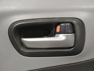 ручка внутренняя передняя правая Nissan Pixo 1 поколение 2010