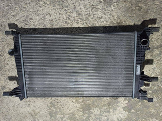 радиатор (основной) Renault Scenic 3 поколение 2012, 214106387R
