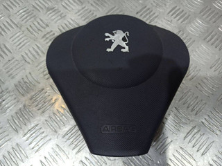 подушка безопасности водителя Peugeot 307 1 поколение [рестайлинг] 2007, 9644187777