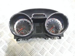 щиток приборов (приборная панель) Opel Adam 1 поколение 2013, 13433293