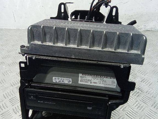 блок радио Audi A4 B7 2007, 4F0035541L