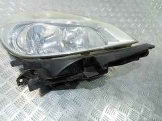 крепление фары правой Renault Clio 3 поколение 2008, 8200289846