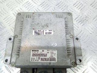блок управления двигателем Peugeot 607 1 поколение 2003, 9653184580