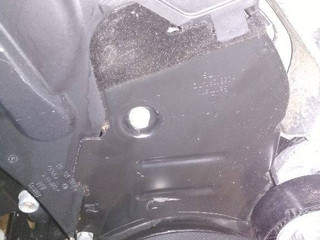 защита (кожух) ремня ГРМ Audi A4 B7 2008, 2.0 л., дизель, МКПП, 038109147D