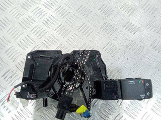 переключатель подрулевой (стрекоза) Renault Captur 1 поколение 2017, 255675887R