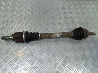 полуось передняя левая (приводной вал, ШРУС) Renault Megane 2 поколение 2006, 1.6 л., бензин, минивэн, 8200326094