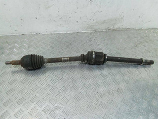 полуось передняя правая (приводной вал, ШРУС) Renault Scenic 2 поколение 2005, 1.5 л., дизель, 8200436366