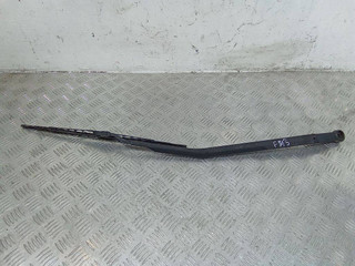 щеткодержатель (поводок стеклоочистителя, дворник) Nissan Primera P12 2004, 80008637