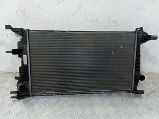 радиатор (основной) Renault Scenic 3 поколение 2012, 214106387R