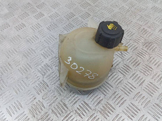 бачок расширительный Renault Kangoo 1 поколение 2002, 1.2 л., бензин, МКПП, 7700836316