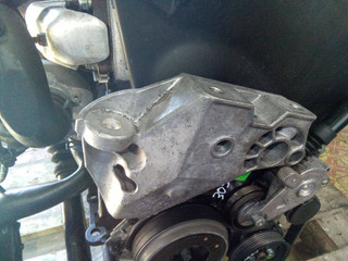 кронштейн двигателя Volkswagen Golf 4 поколение 1998, 1.9 л., дизель, МКПП, 038199207