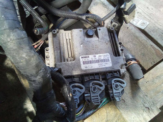 блок управления двигателем Renault Espace 4 поколение 2004, 2.2 л., дизель, МКПП, 0281011724, 8200311550