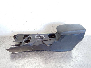 подлокотник Toyota RAV4 4 поколение (XA40) [рестайлинг] 2016, 5890142300