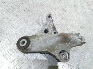 кронштейн двигателя Mercedes-Benz A-Класс W176 2013, A2462401309