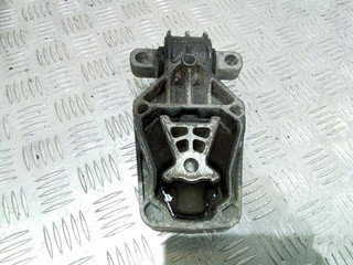 подушка крепления двигателя Mercedes-Benz A-Класс W176 2013, A2462401209