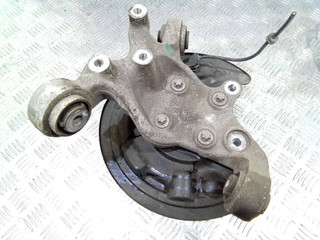 кулак задний правый Mercedes-Benz A-Класс W176 2013, 2460406