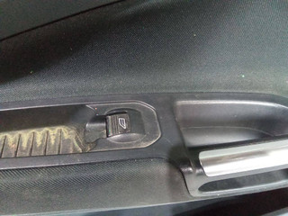 кнопка стеклоподъемника двери Ford C-Max 1 поколение [рестайлинг] 2010