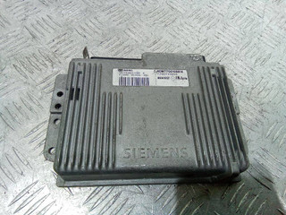 блок управления двигателем Renault Clio 2 поколение 2001, 7700108814