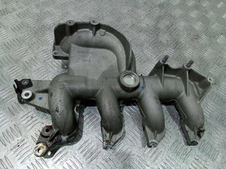 коллектор впускной Renault Megane 2 поколение [рестайлинг] 2007, 1.9 л., дизель, МКПП, 8200714430
