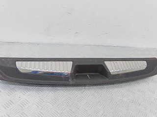 накладка внутренняя на заднюю панель кузова Renault Laguna 3 поколение 2007, 849200006R