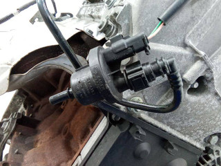 клапан вентиляции топливного бака Renault Modus 1 поколение 2005, 1.6 л., бензин, МКПП, 8200024427