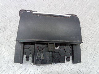 пепельница Audi A4 B8 [рестайлинг] 2015, 8K0857951C