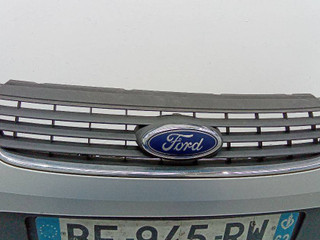 решетка радиатора Ford C-Max 1 поколение 2007