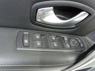 блок управления стеклоподъемниками Renault Laguna 3 поколение 2011