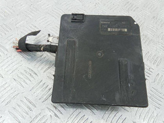 блок предохранителей Renault Megane 2 поколение 2006, 1.5 л., дизель, 8200481866