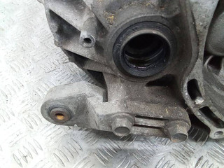 кронштейн КПП Mazda 6 GG 2003, 2.0 л., дизель, МКПП